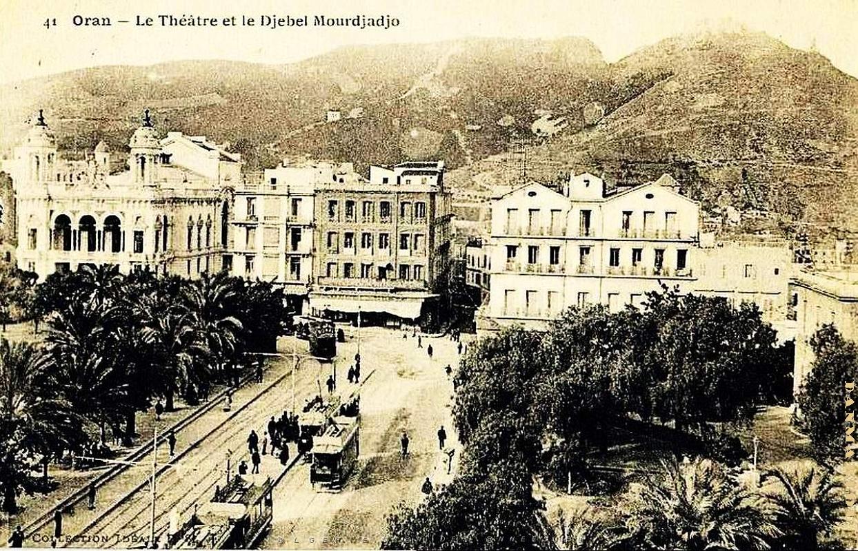 PA d- 012- Opera.JPG